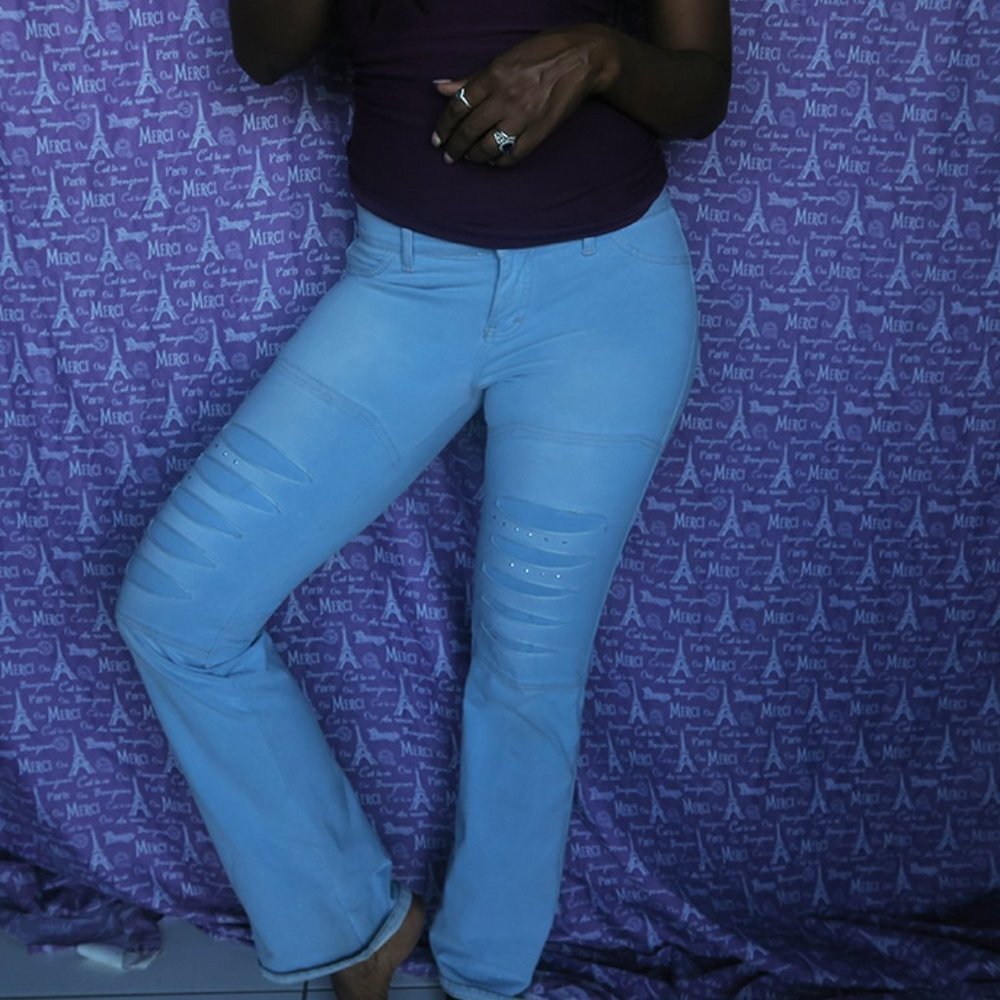 Vanilla Jeans cut out rhinestone stretchy denim long pants in light blue size